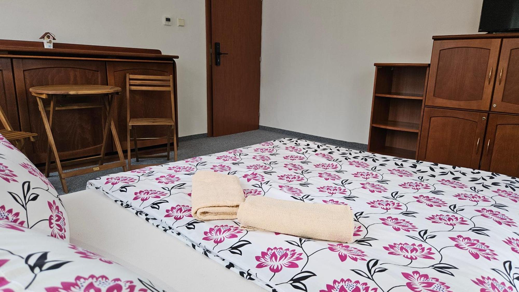 Hotel U Pohody Kovářská Esterno foto